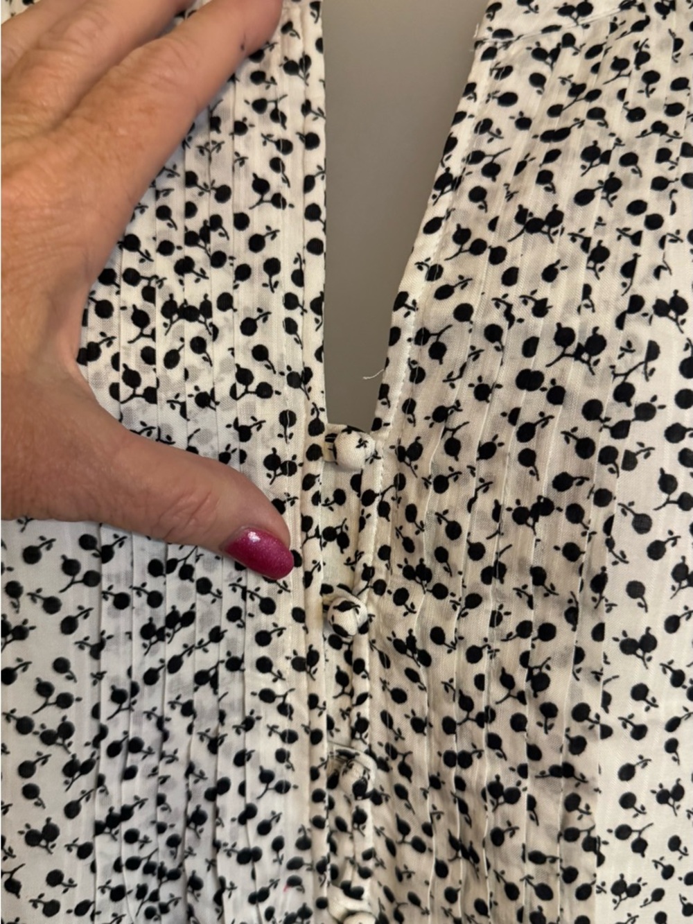 NWT ANN TAYLOR LOFT White/Black Dot Print Sleeveless Top SMALL    #11 - Picture 2 of 8